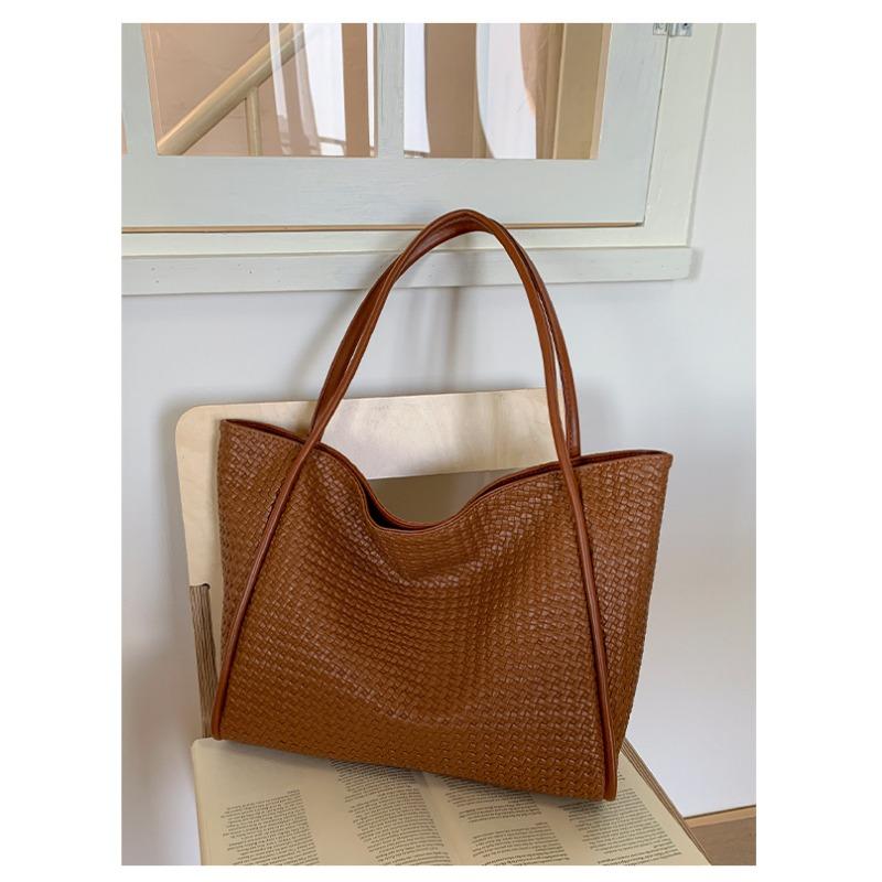 Retro Large Tote Bag, Simple and Elegant, Large-capacity Single-shoulder Bag, Woven Underarm Bag