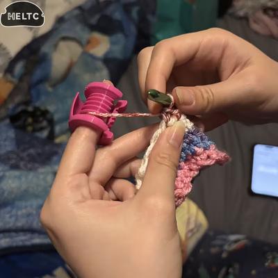 1/2pc Plastic Cover Crochet Finger & Yarn Protectors Thumb &Index Finger Cover Finger Protector For Beginner And Expert Knitters