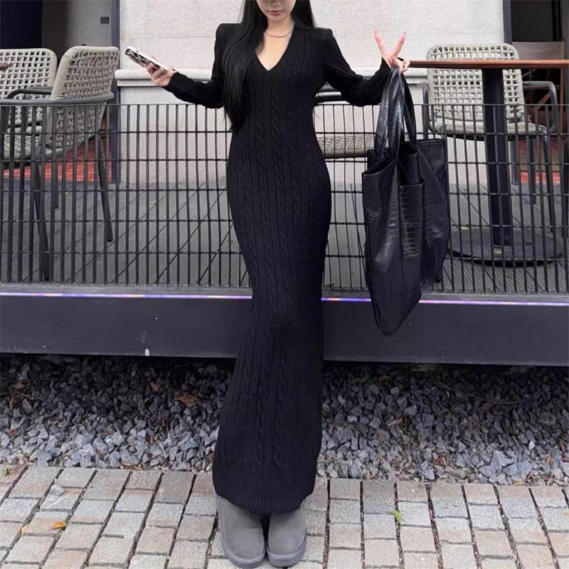 Collar twist pattern long sweater knitted dress children's autumn and winter temperament slim fit, hip base, long dress inside