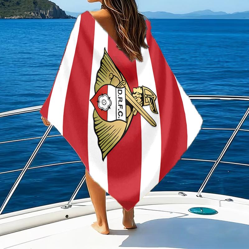 Doncaster Red Crest Beach Towel - Soft, Absorbent Microfiber, Lightweight, Ideal for The Beach, Parties, Travel, Camping fan gifts