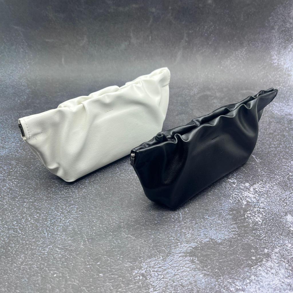 Japanese Style Leather Sunglasses Case - Retro & Elegant Eyewear Storage Bag