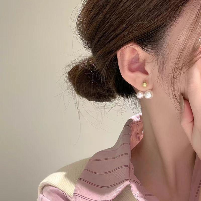 French Light Luxury Fashion Temperament Simple Retro Pearl Earrings Women'S Earrings Tide A Two-Wear Earrings