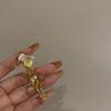 Crystal-Cut Acrylic Bobby Pins: Transparent Diamond Hair Clips for Autumn/Winter - Stylish Korean Accessories