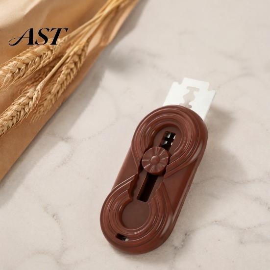 Baking Accessories for Bread Sourdough Scoring Tool, Ergonomic Handle And Magnetic Storage Design, Crust Pattern Tool Stainless Steel Blade