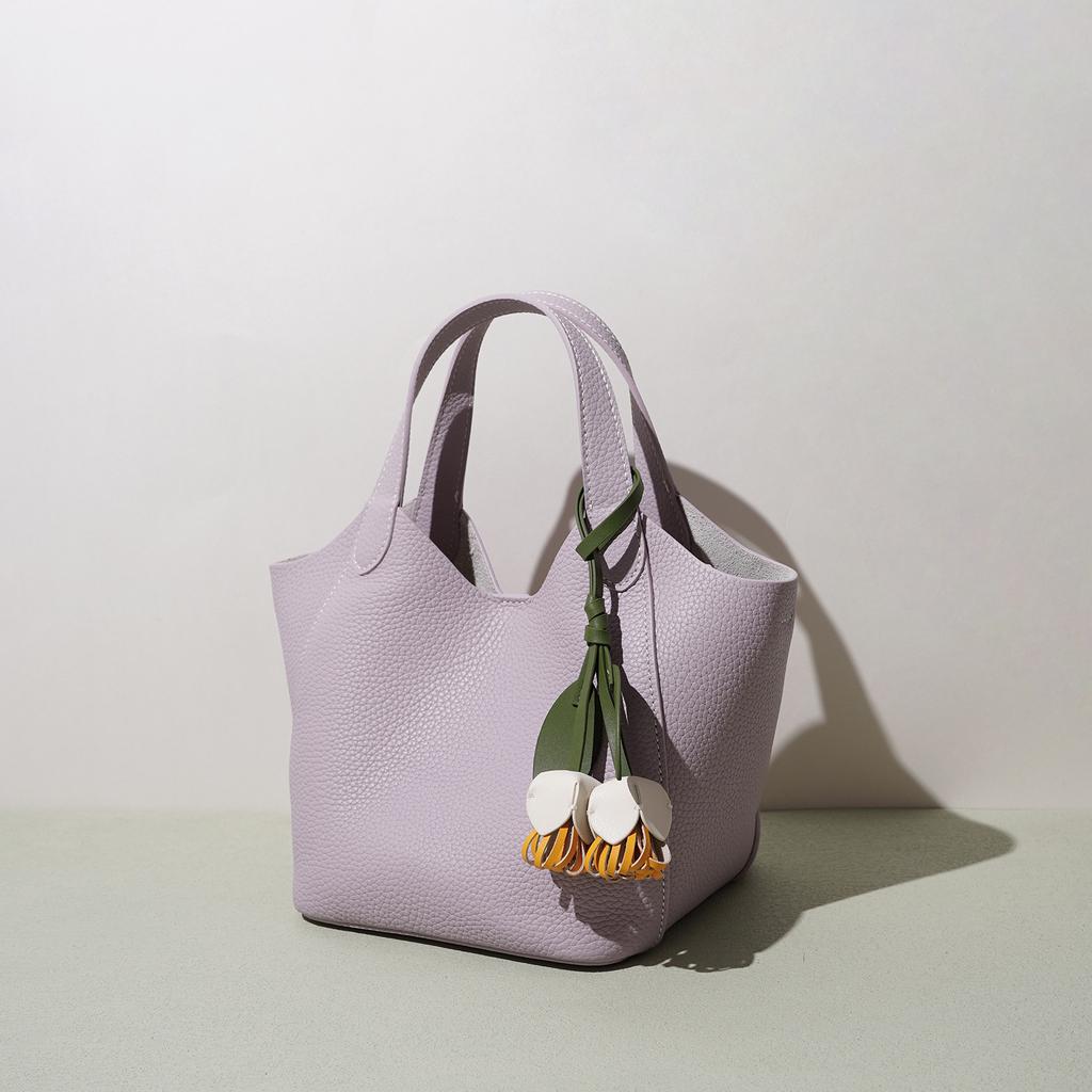 Leather fashion foreign style vegetable basket bag, Korean niche portable bucket bag, leather premium versatile messenger bag women