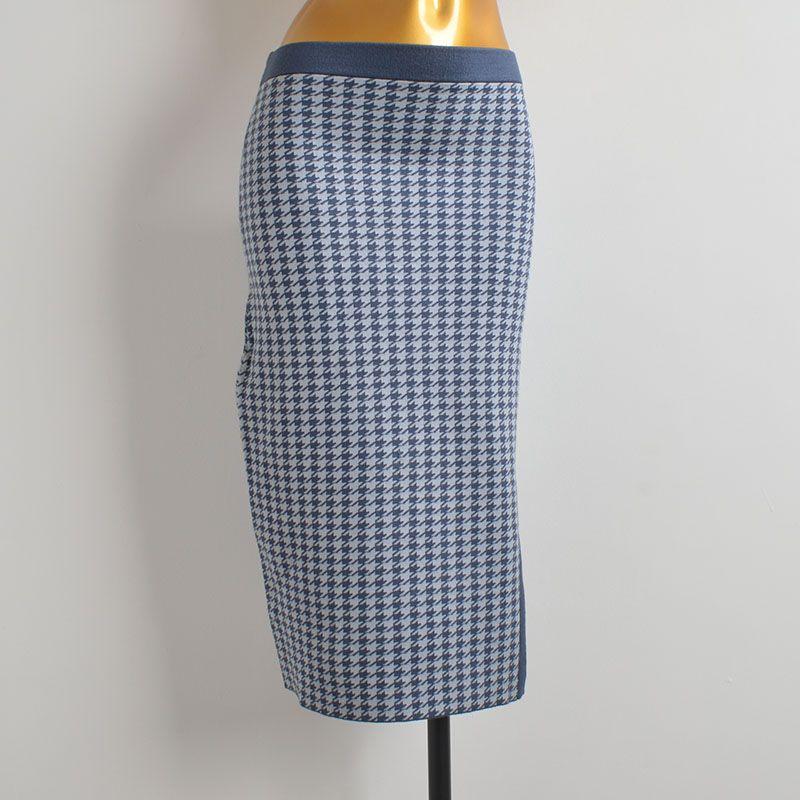 

Новинка Вязаная юбка Женская одежда Весна и Осень Простота Темперамент Высокая талия Стройнящая С разрезом сбоку Облегающее бедра Платье миди Picture color One size