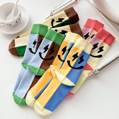 Calzini a Tubo da Donna Trend Primavera e Autunno Design Cartone Animato Abbinamento Colori Faccina Sorridente Cucitura