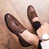 Brock Engraved Feet Small Leather Shoes British Soviet Nightclub Hair Stylist Pointed Leather Shoes