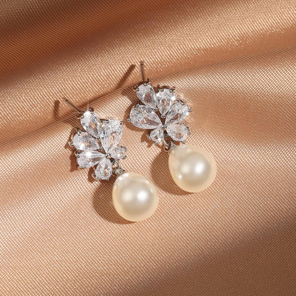 ZAKOL Delicate Chunky Teardrop Imitation Zircon Zircon Drop Earrings for Women White Gold Color Sparkling Crystal Bridal Earring