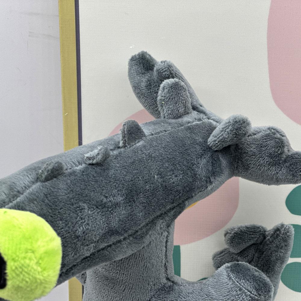 Nová plyšová panenka bezzubého tance