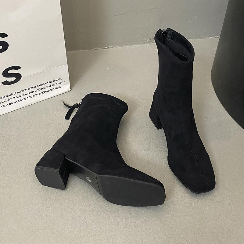 Koreanischer Wildleder-Stiletto-Kurzstiefel 2025 Herbst und Winter neu Stiletto eckige Spitze dünne kleine nackte Stiefel Stiletto eckige Spitze Kurzstiefel Damen
