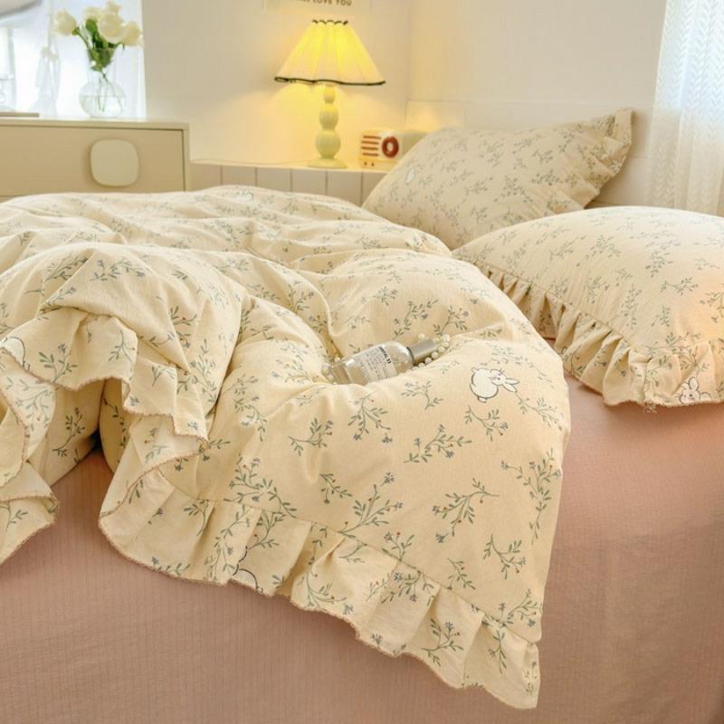 Gentle Floral Aerobic Knitted Cotton Bed Sheet with Lace Double Layered Yarn Duvet Cover Washed Cotton Bed Sheet 3pcs