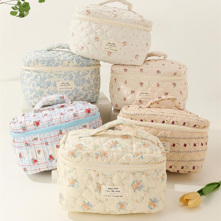 Trendy Flower Print Cosmetic Bag Convenient Pouch for Home Office and Traveling