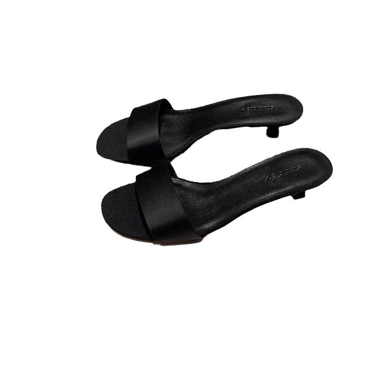 Hroznové Maminčiny Hedvábné Jednopáskové Sandály na Koťátkovém Podpatku z Kůže pro Ženy