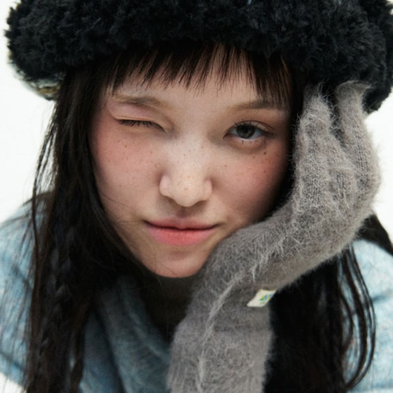 MISU A BARBE CLOUDY MONSTER GLOVES