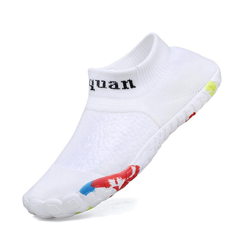 New Outdoor Creek Walking Shoes Men's and Women's Swimming Wading Shoes Comfortable and Breathable Five-finger Shoes Socks Shoes Flying Woven Shoes