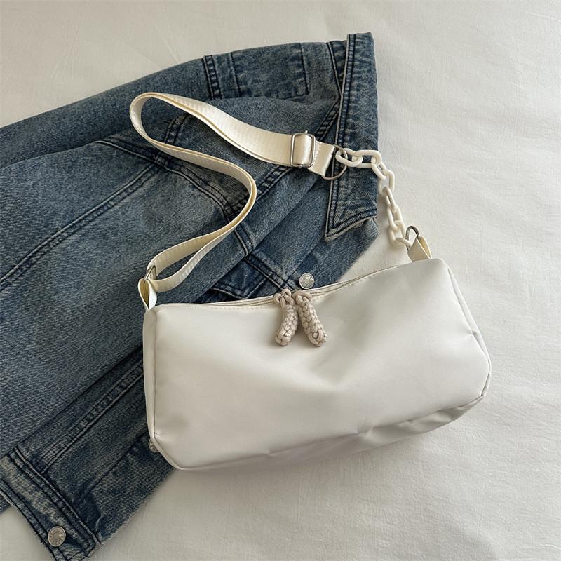 Fashionable Trendy Simple Shoulder Bag Unique Casual Commuter Pillow Bag For Women