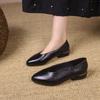 2025 autumn new flat bottom soft surface low heel comfortable grandma shoes Korean version versatile light mouth retro simple two wear beans