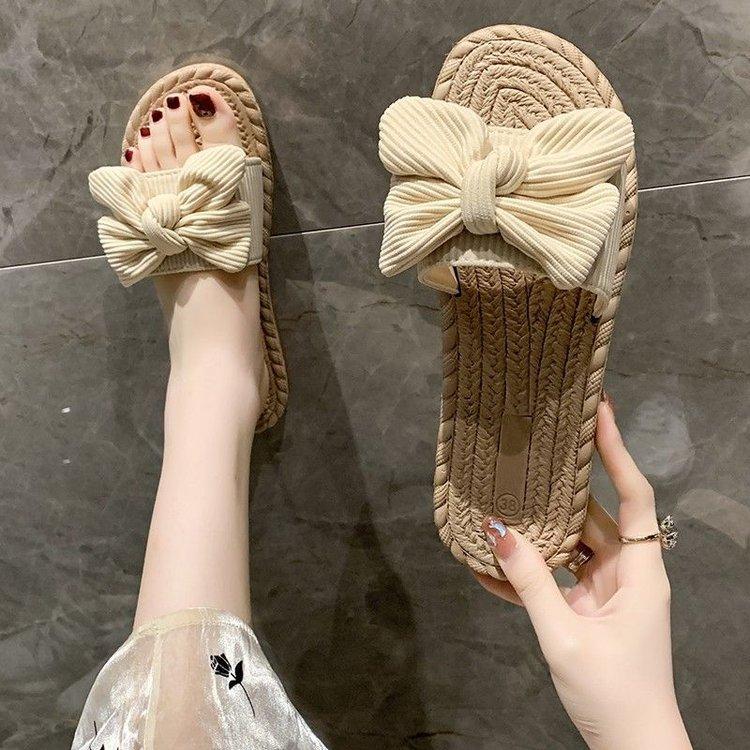 

Xiaoxiangfeng fashionable 2025 original design summer super hot explosion Internet celebrity office can wear women s slippers 40