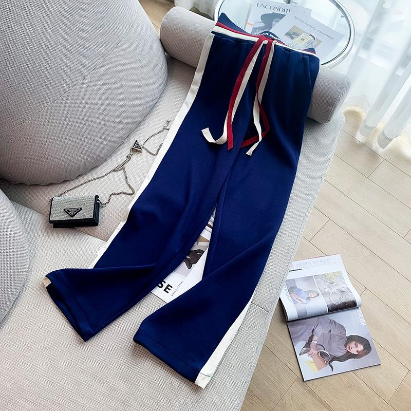 Survêtement de sport en velours pour femmes Automne/Hiver: Veste Pull Courte Design Européen & Ensemble Décontracté Deux Pièces