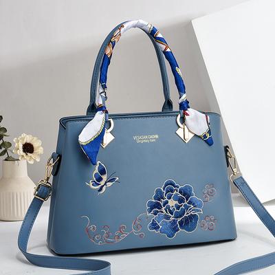2024 New Women's Embroidered Handbag Versatile Fashion Trend Women's Crossbody Bag Exquisite Large Capacity Female Shoulder Bag