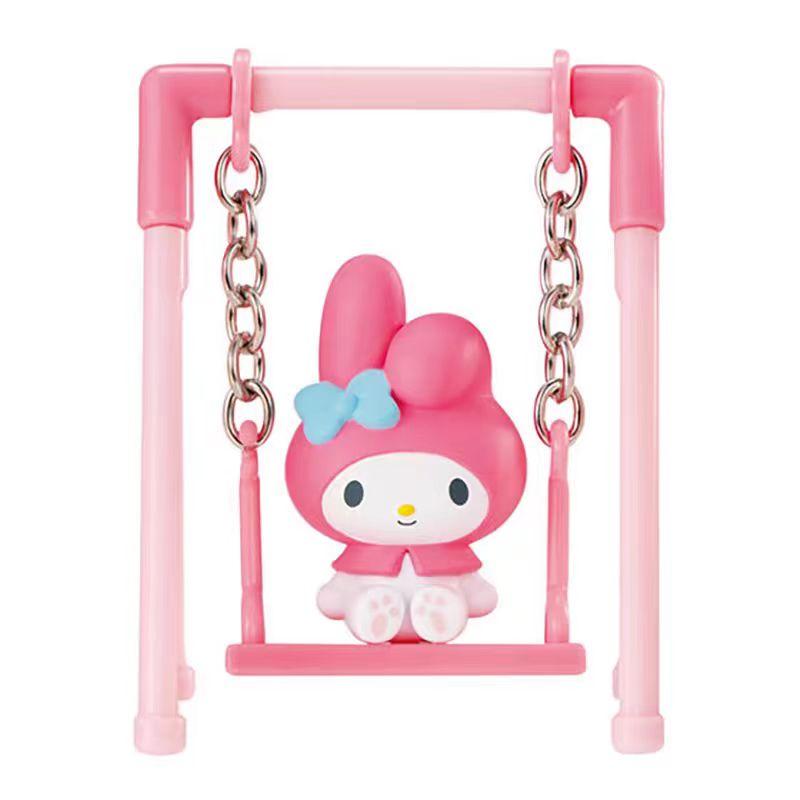 

Персонажи Sanrio Играют на Качелях Cinnamoroll My Melody Hello Kitty Pompompurin Милая Кукла Мини-Фигурка Настольные Украшения Подарки