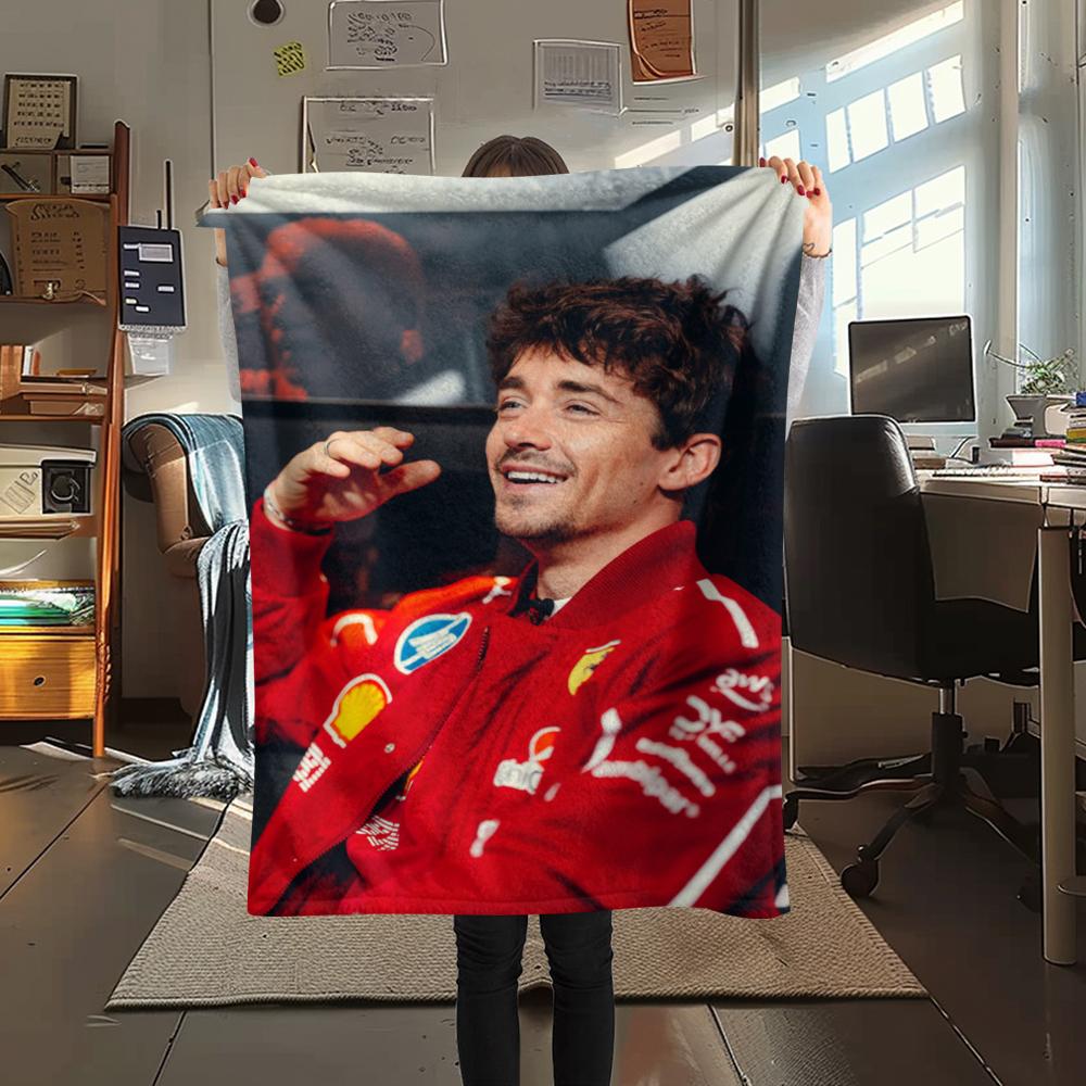 1 Pezzo Coperta in Flanella con Stampa di Charles Leclerc, Alta Qualità Confortevole per Tutte le Stagioni, Arredamento per la Casa, Calore e Comfort, Perfetta per Regali di Natale 16