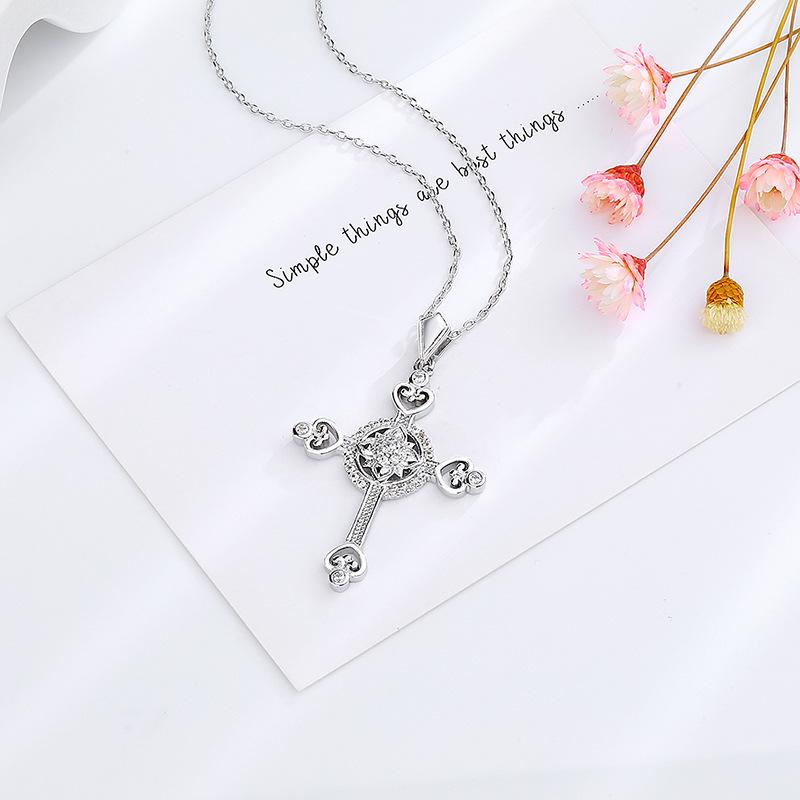 Hip Hop Vintage Love Necklace Punk Simple Sweet Cool Dark Wind Cross Necklace