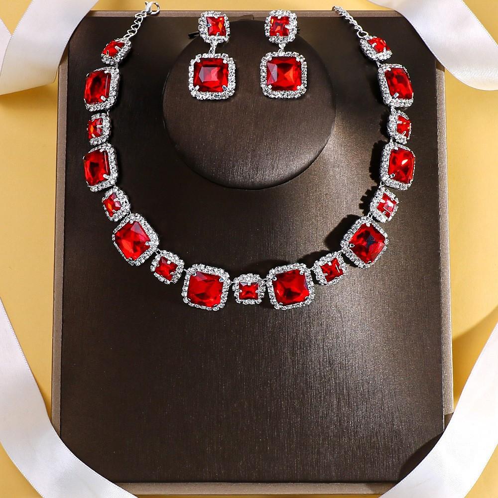 Rotes Diamant Halskette Ohrringe Set Brautschmuck Premium Quadratisches Schmuckset Schmuckset