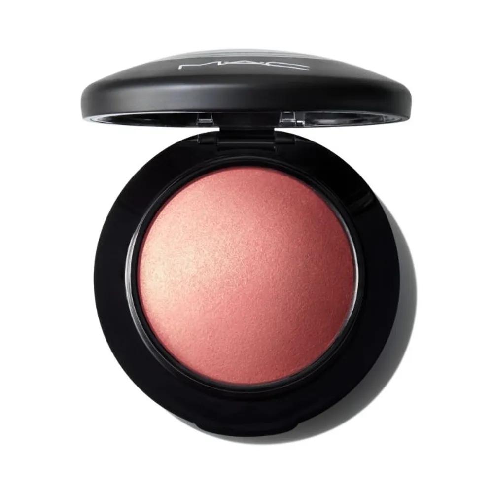 MAC Petal Power Mineralize Blush Pink