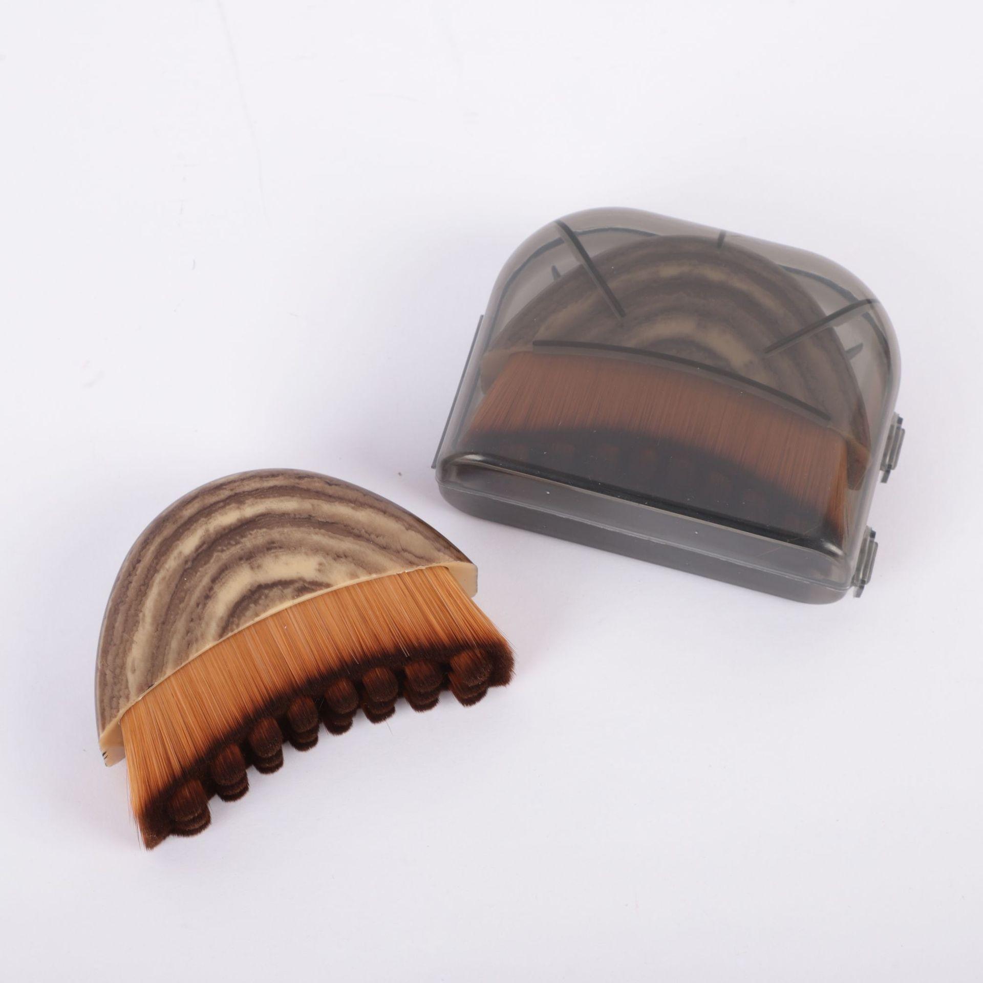 New Lymphatic Contour Face and Neck Massage Brush
