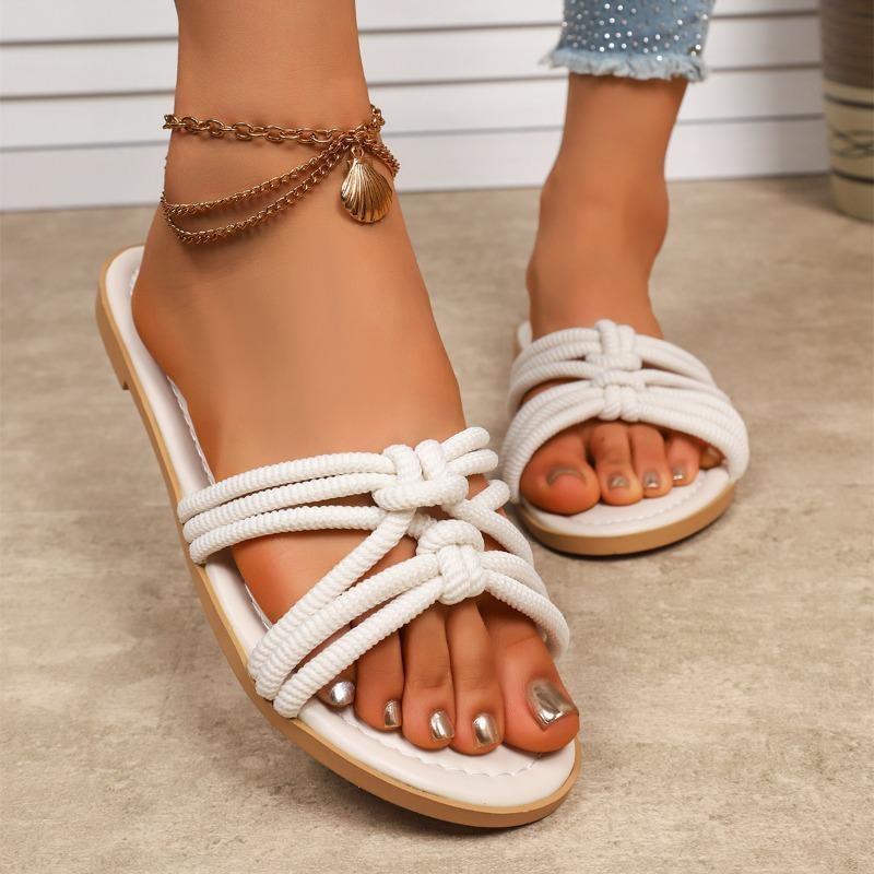 Fashion Plus Size 2025 Summer Open Toe Women's Slippers Hot Sale Round Toe Narrow Band Flat with Sandals Outdoor Daily Beach Slippers