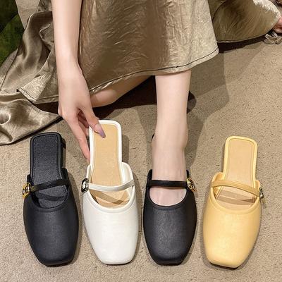 Παπούτσια με τακούνια