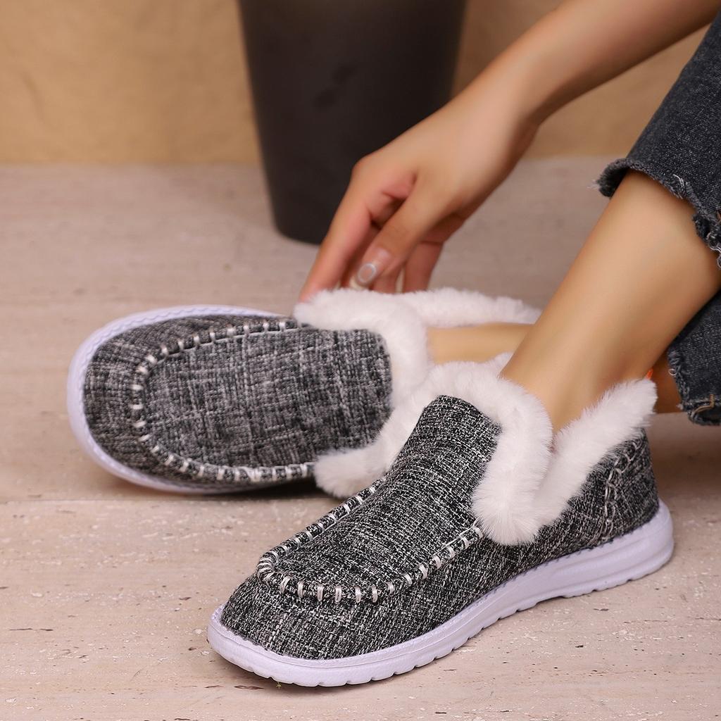 Women's Wide Width Plush Lined Loafers, Winter Slip-On Comfort Flats, Warm Fleece Lined Casual Shoes for Women