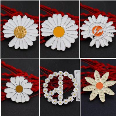 G-Dragon Style Daisy Brooch: Small Sunflower Corsage with Oil Drop Badge