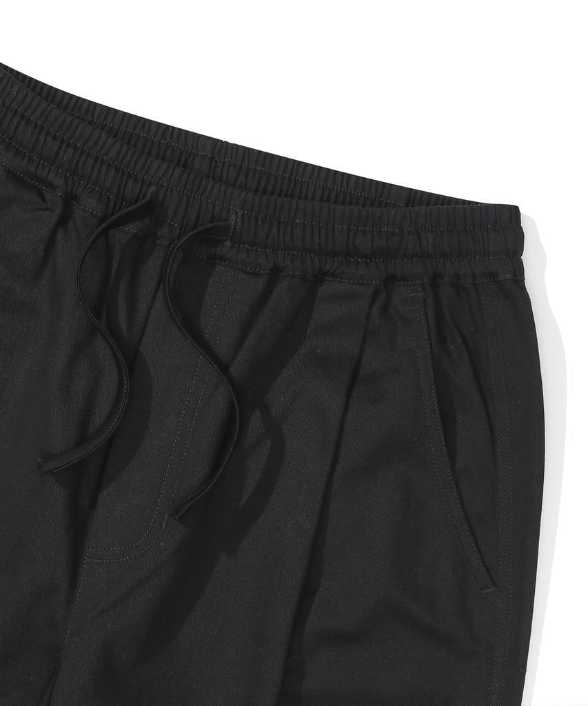 COLUMBIA UNIVERSITY M-Label Loose-Fit Pintuck Pants Black