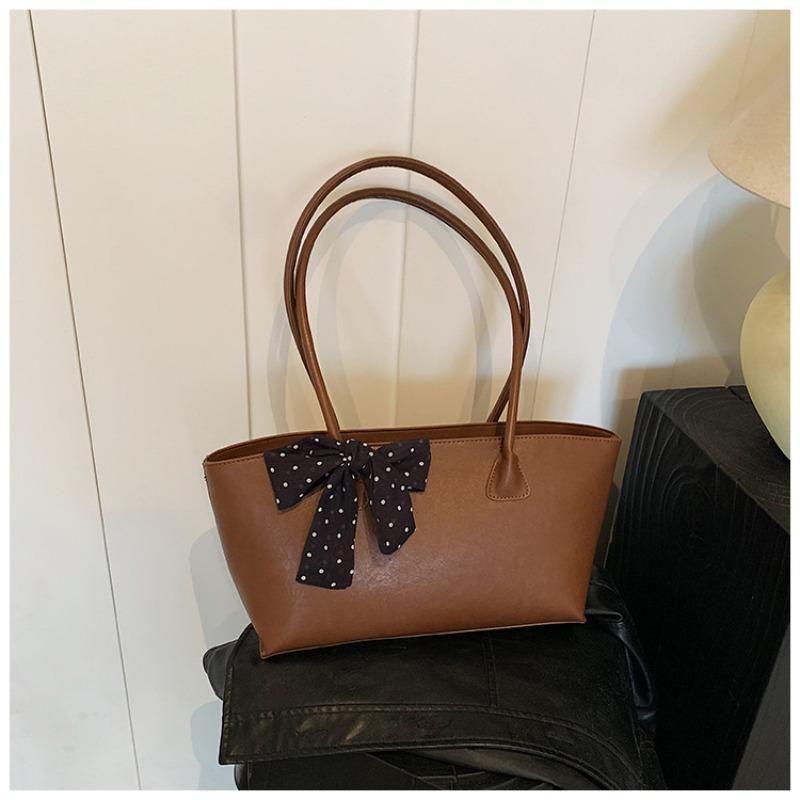 Fashion New Simple Personalized Texture Portable Underarm Bag Women's Solid Color Versatile Commuter Shoulder Bag