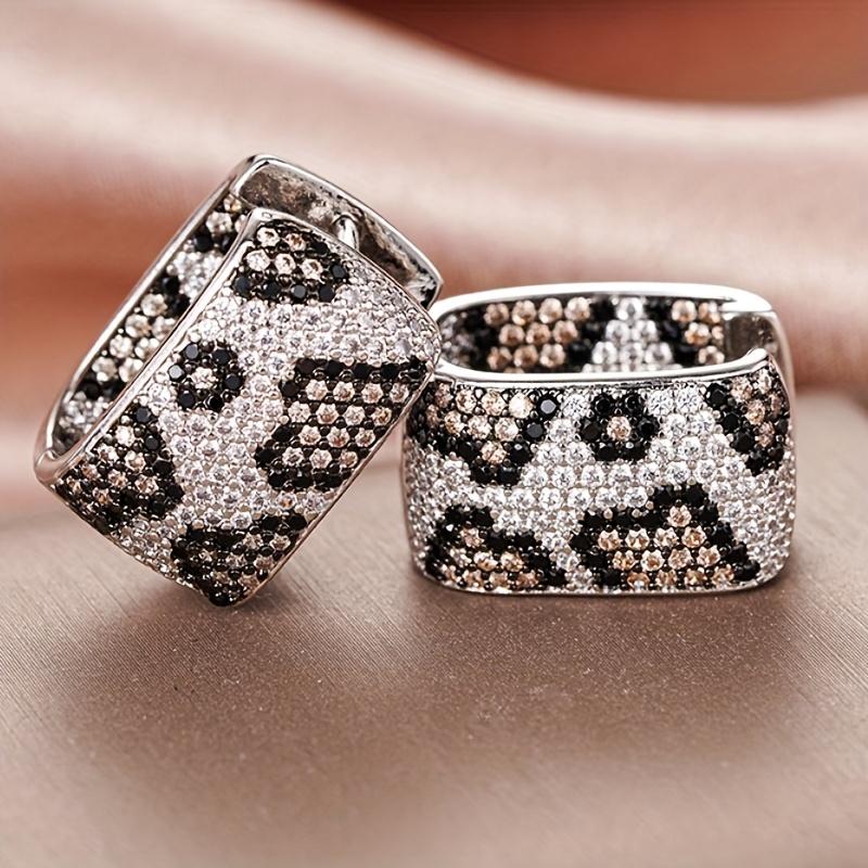 Retro Leopard Print Hoop Earrings for Women - Micro-Paved Black Synthetic Zirconia & Cubic Synthetic Zirconia, Nickel-Free Copper Jewelry