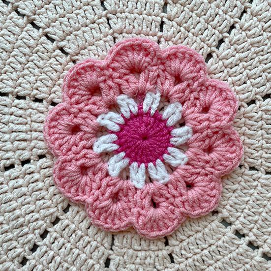 Handmade Crochet Flower Coaster Heat-Resistant Cup Mat for Mugs Glasses Soft Non-Slip Absorbent Table Protector Mat Cute Kitchen Desk