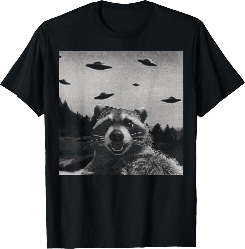 Alien UFO Funny Raccoon T-Shirt Unisex T-Shirt XL
