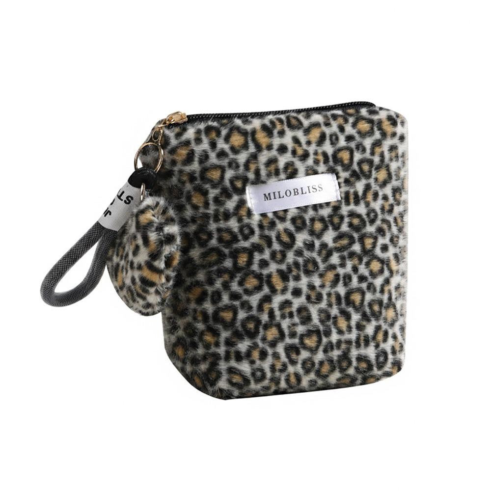 Practical Fuzzy Makeup Bag Large Capacity Soft Cosmetic Bag Portable Leopard Print Toiletry Organizer Toiletry Organization