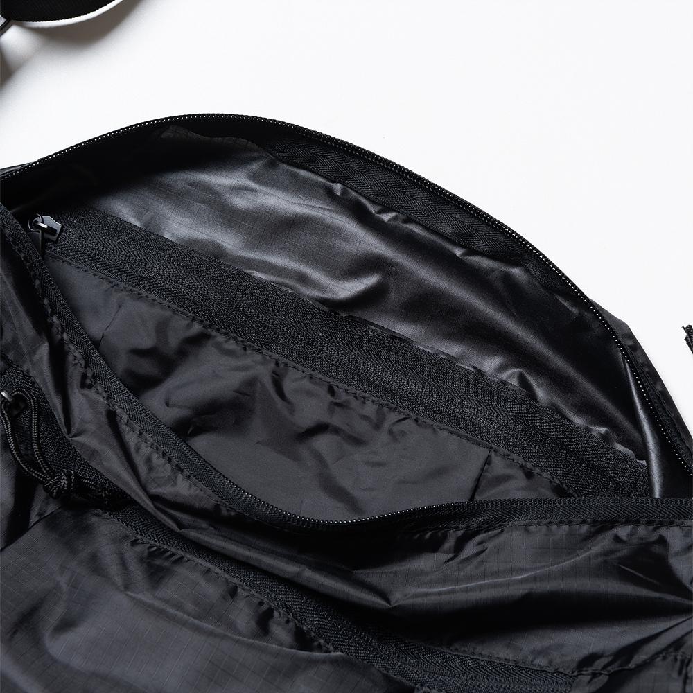 Ymcl Ky Gb0608 Compact Shoulder Bag - Black