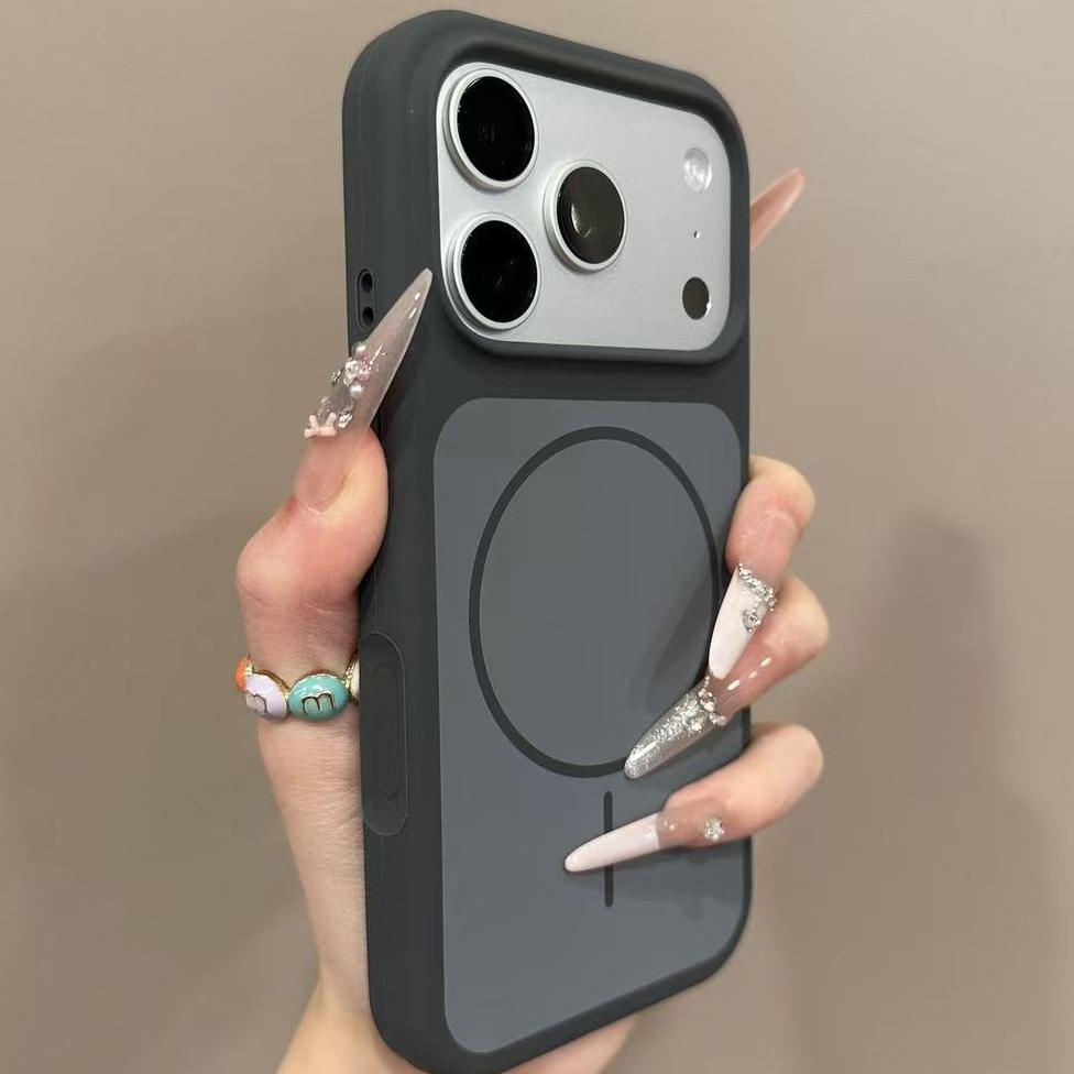 For iPhone 17Pro Max Case  Silicone Magnetic Phone Case For iPhone 17 Pro Max 17Pro For Magsafe Wireless Charging Cover