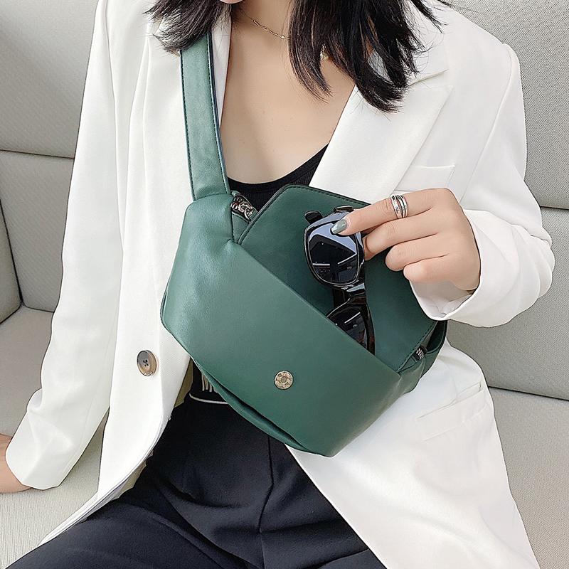 Fashion Simple Women's Chest Bag  New Trend Texture Wild PU Leather Crossbody Bags Japan Korea Leisure Ladies Fanny Pack