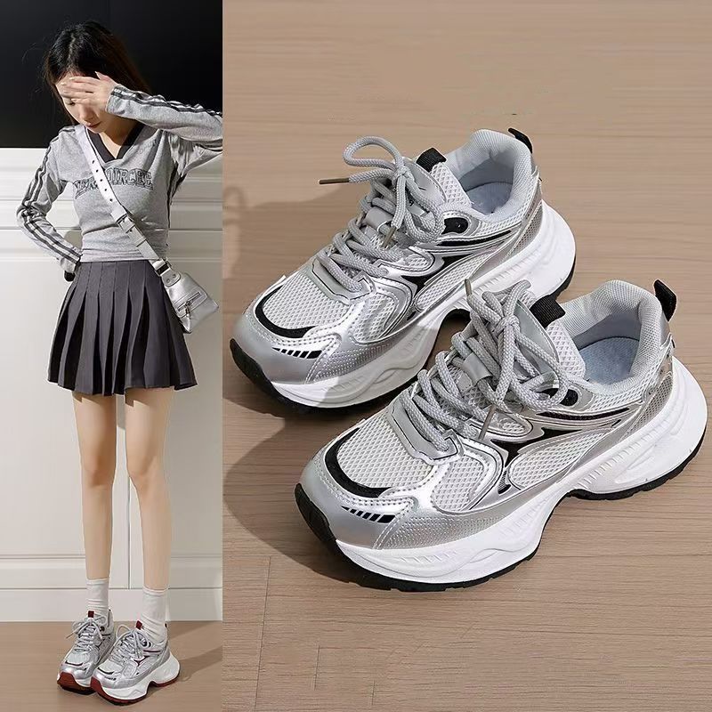 2025 New Ins Versatile Ultra-light Dad Shoes Women's Spring and Summer Little White Shoes Thick Soles Enhance the Value of Running Sports