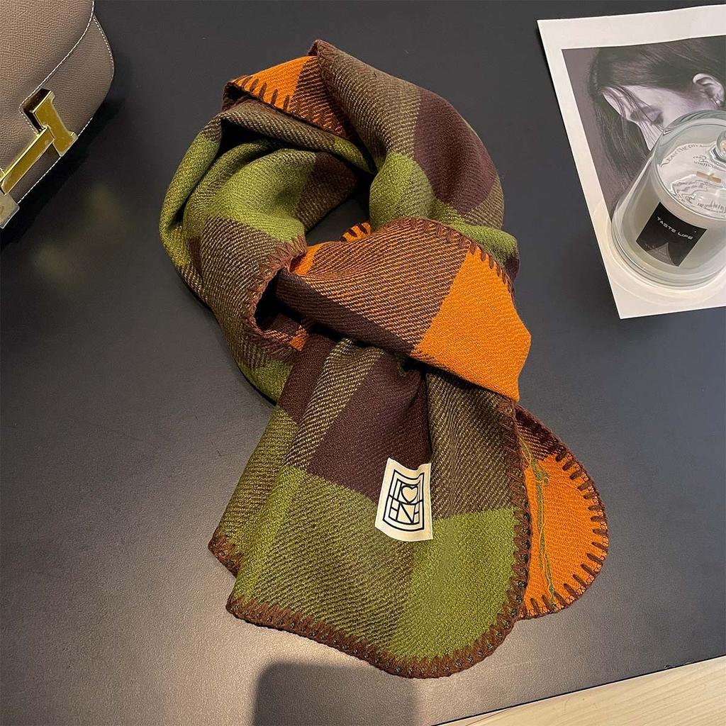 Korean Plaid Scarf Women Winter Classic Warm Imitation Cashmere Scarves Thick Bandana Fashion Luxury Shawl Wrap Bib Neckerchief