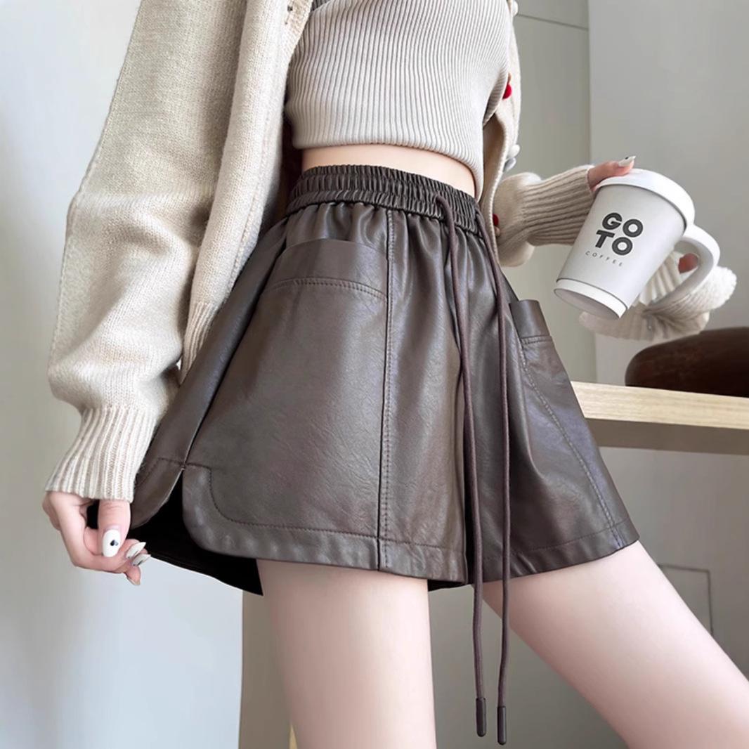 

Women s High-Waist Khaki PU Leather Shorts, Autumn/Winter 2024, European Style, Casual A-Line Boot Pants by Melaard 3XL кавовий