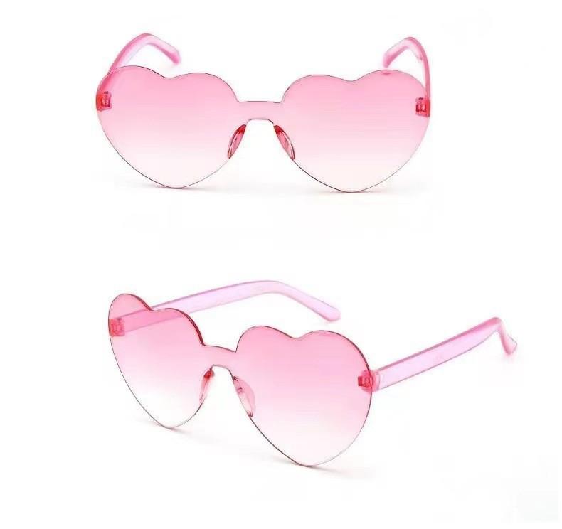Transparent Heart-Shaped Jelly Sunglasses for Men & Women - European & American One-Piece Design
