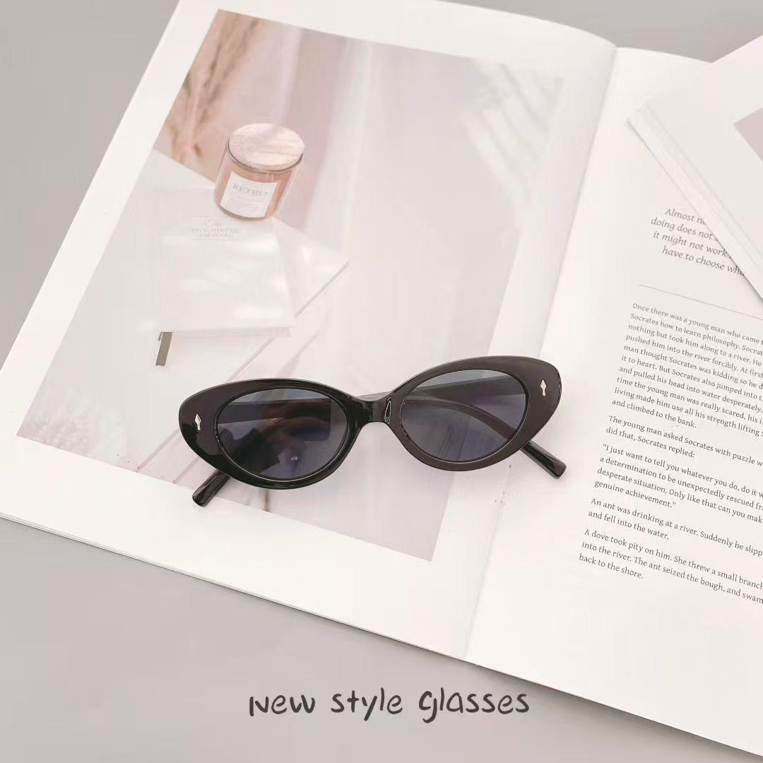 

Cat Eye Shape Women S Sunglasses Vintage Style Anti-Reflective Sun Glasses Women Holiday Travelling Man Sunglass