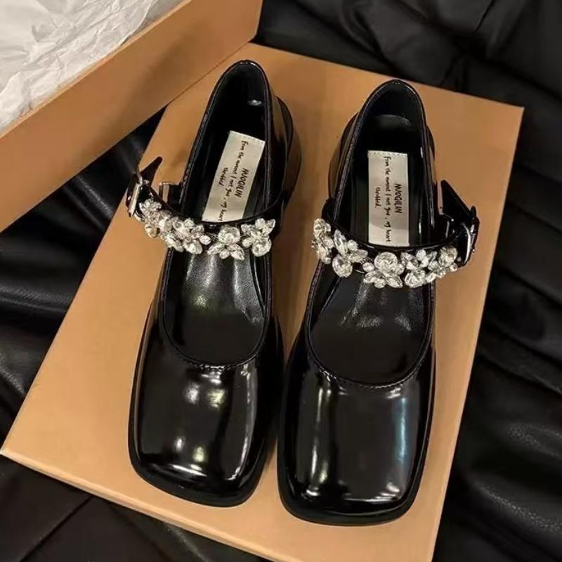 

Дизайнер моды 2025 Новые женские туфли на каблуке Роскошные хрустальные туфли с квадратным носком Босоножки на высоком каблуке Платье для вечеринки Туфли на каблуке Летние женские туфли-лодочки 40